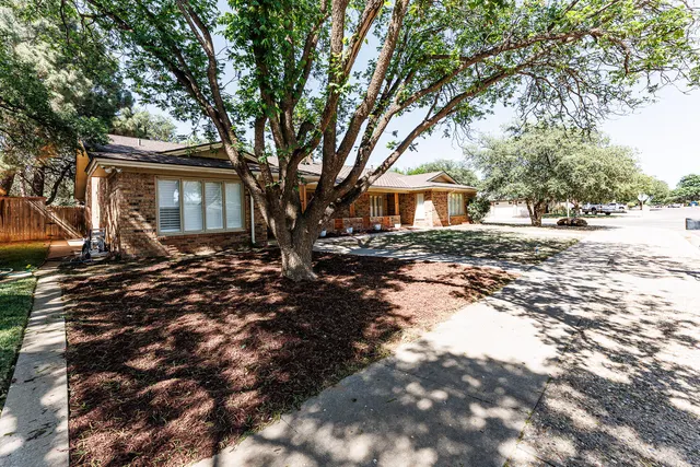 Photo 2 — 5720 78th Street, Lubbock, TX 79424