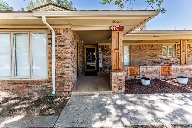 Photo 5 — 5720 78th Street, Lubbock, TX 79424