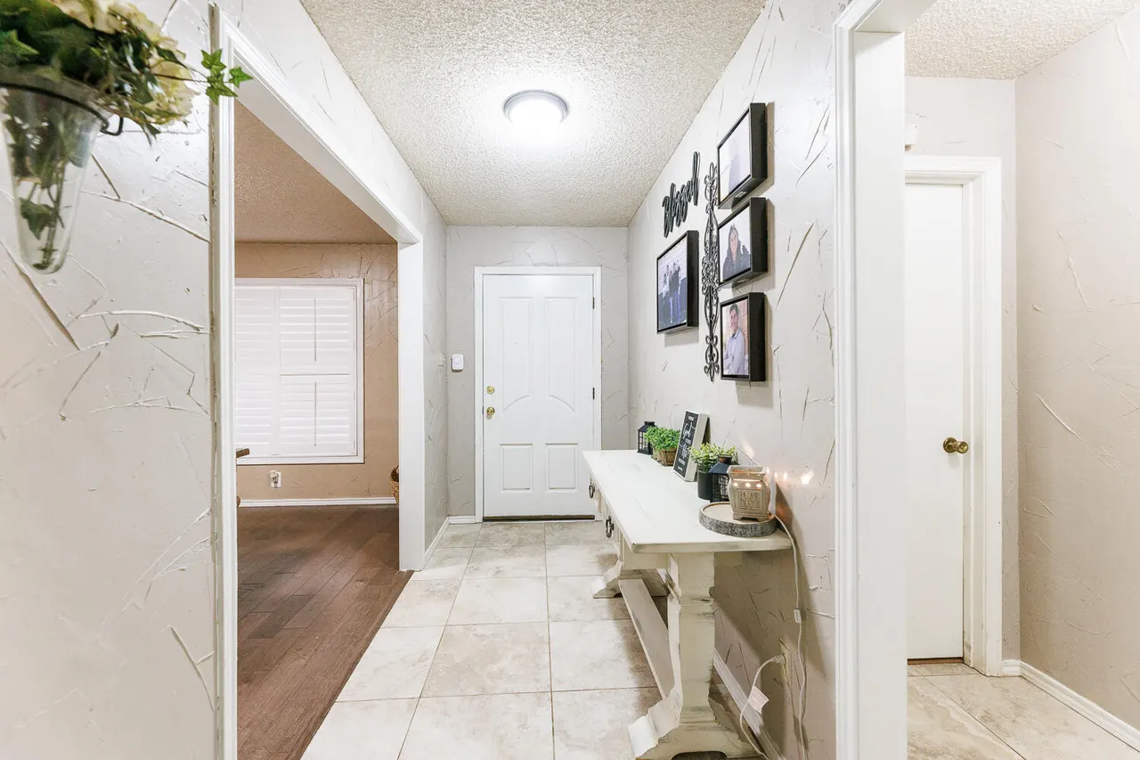 Photo 7 — 5720 78th Street, Lubbock, TX 79424