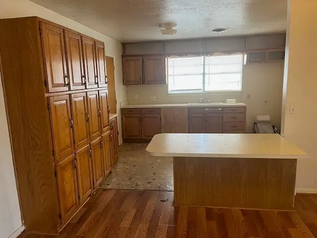 Photo 3 — 1503 Garland Street, Plainview, TX 79072