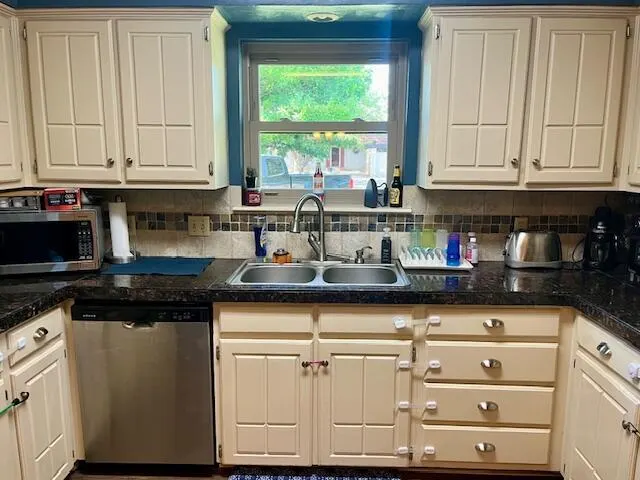 Photo 10 — 3601 Grandview Street, Plainview, TX 79072