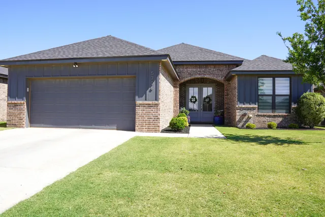 Photo 2 — 5706 117th Street, Lubbock, TX 79424