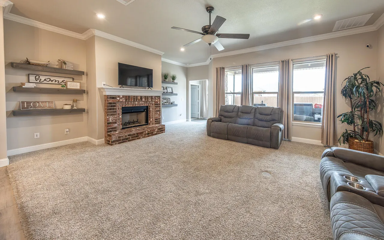 Photo 2 — 7331 99th Street, Lubbock, TX 79424