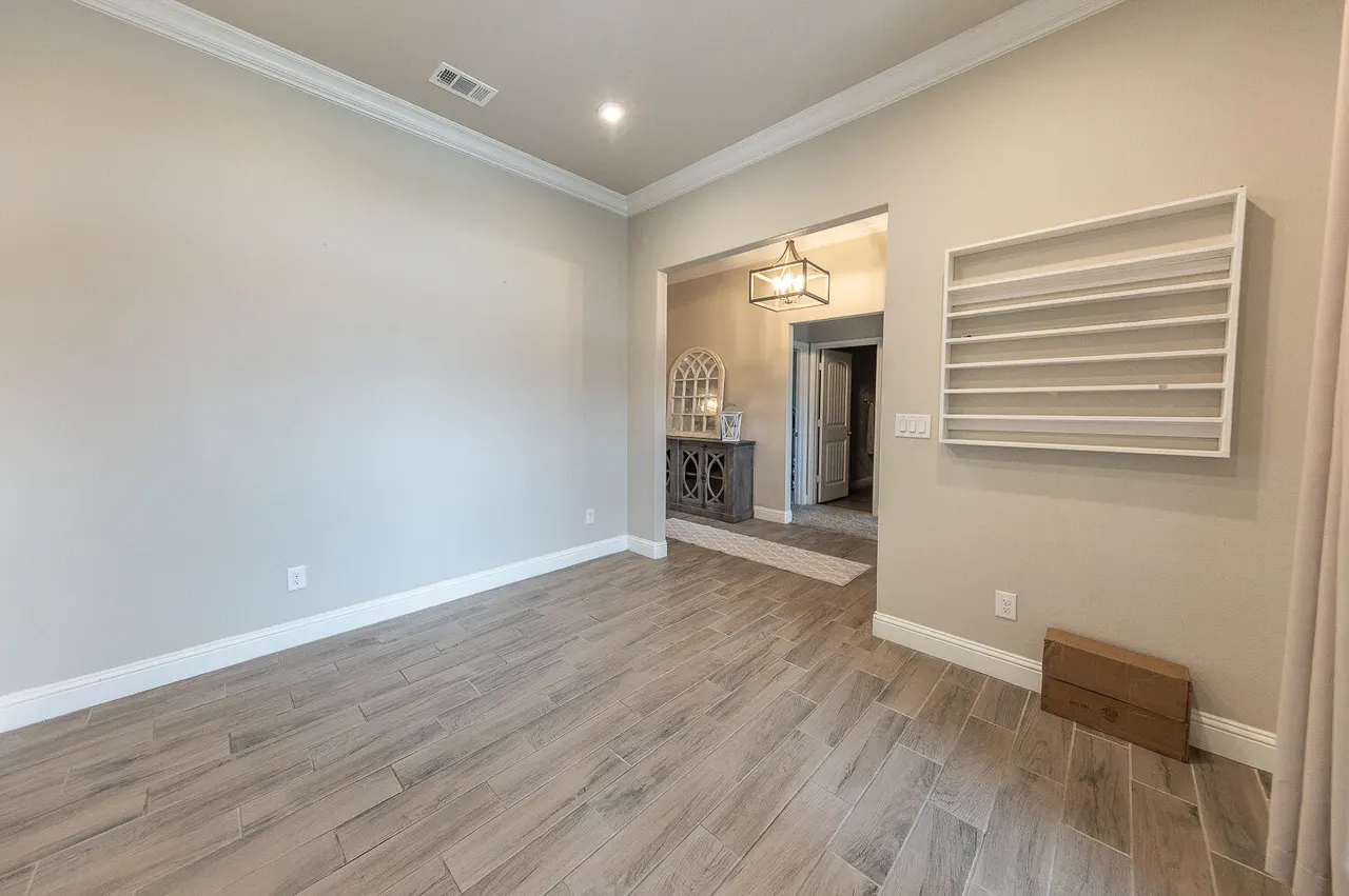 Photo 5 — 7331 99th Street, Lubbock, TX 79424