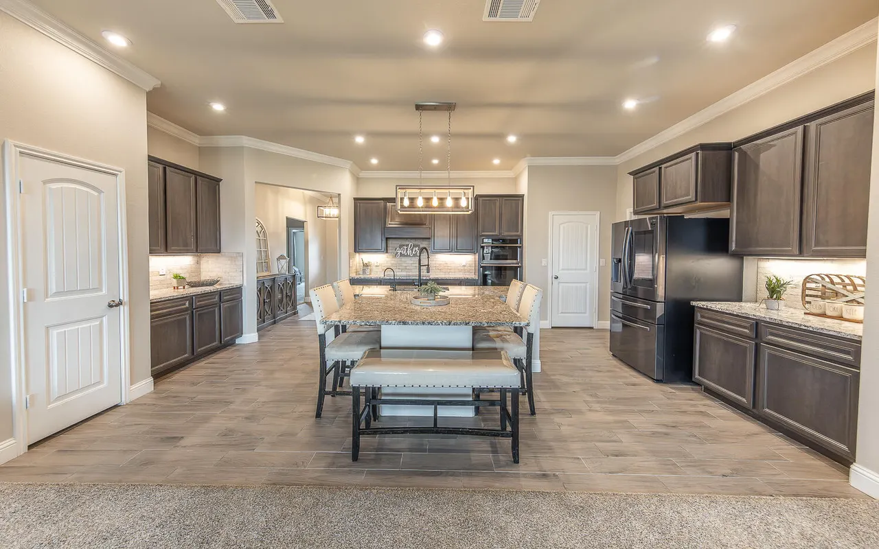 Photo 3 — 7331 99th Street, Lubbock, TX 79424
