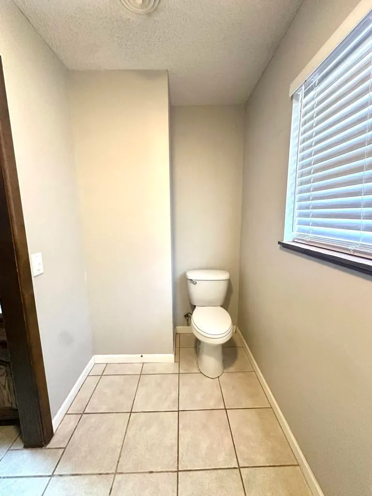Photo 16 — 1305 Itasca Street, Plainview, TX 79072