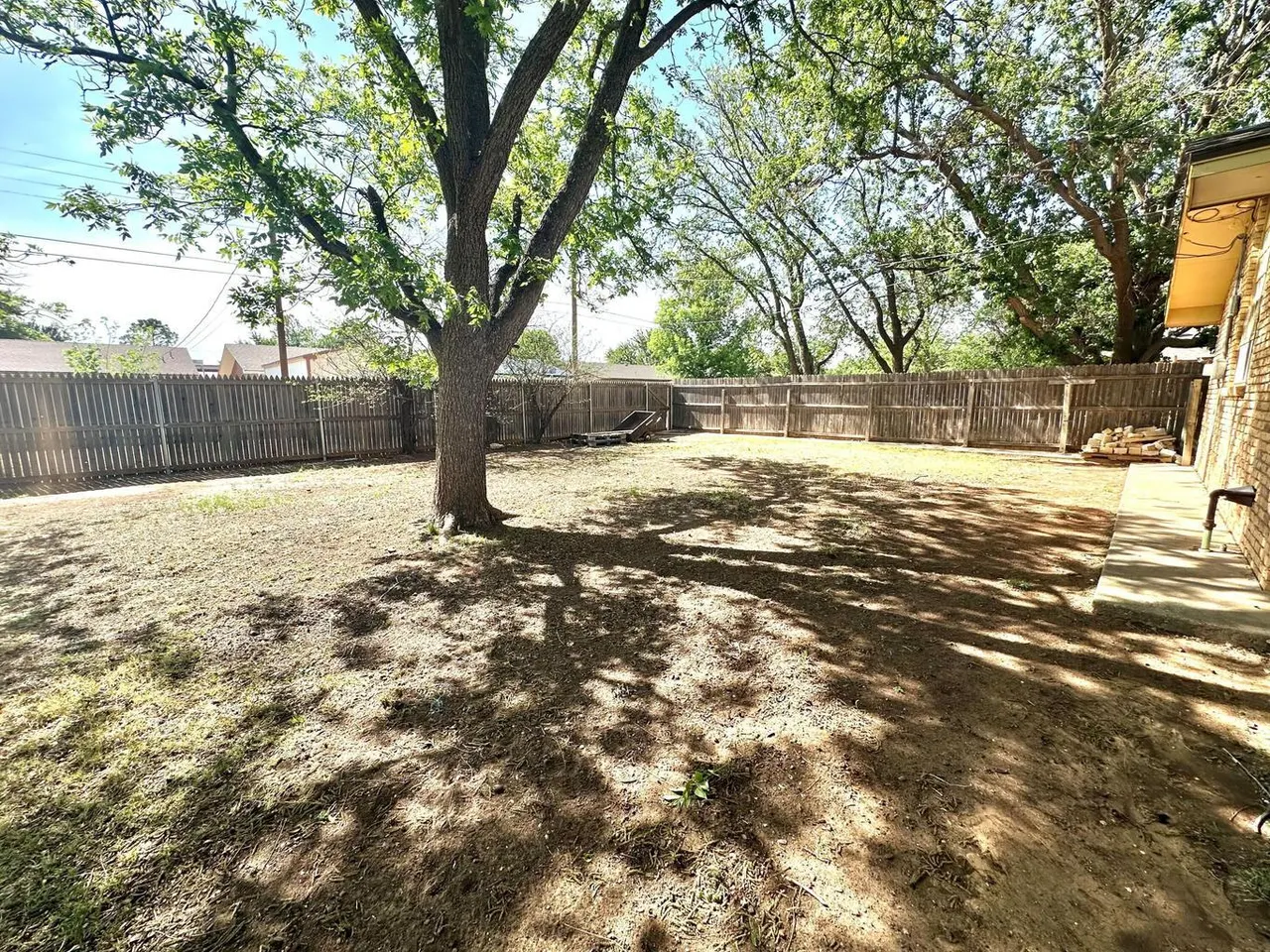Photo 28 — 1305 Itasca Street, Plainview, TX 79072