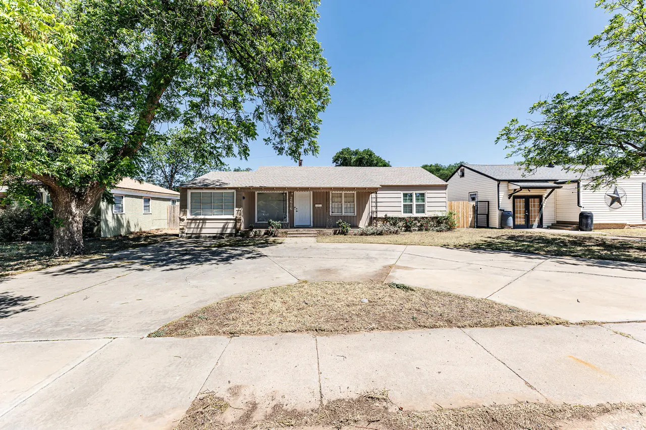 Photo 2 — 2616 28th Street, Lubbock, TX 79410