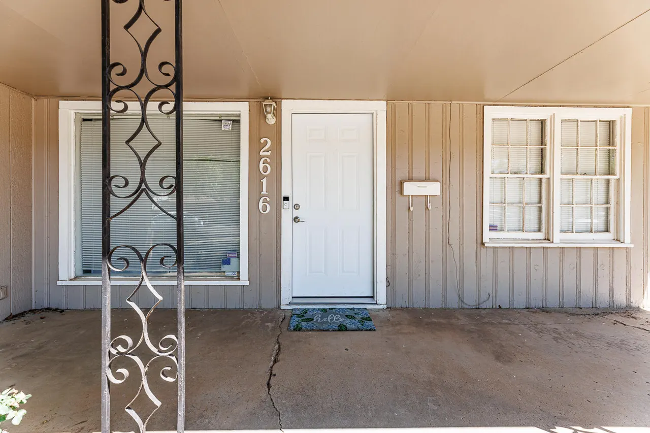 Photo 3 — 2616 28th Street, Lubbock, TX 79410