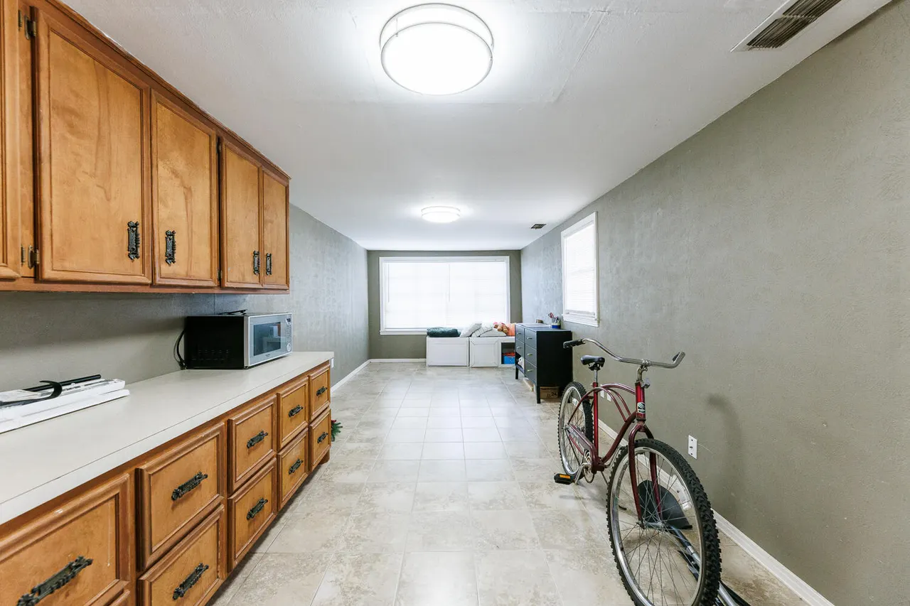 Photo 32 — 2616 28th Street, Lubbock, TX 79410
