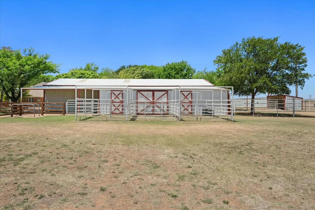 Photo 45 — 6810 59th Street, Lubbock, TX 79407