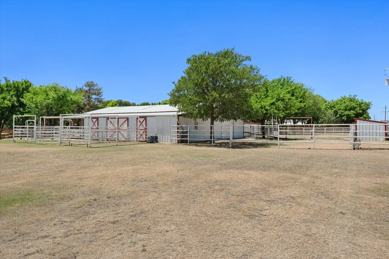 Photo 47 — 6810 59th Street, Lubbock, TX 79407
