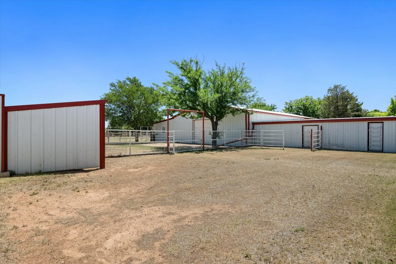 Photo 48 — 6810 59th Street, Lubbock, TX 79407