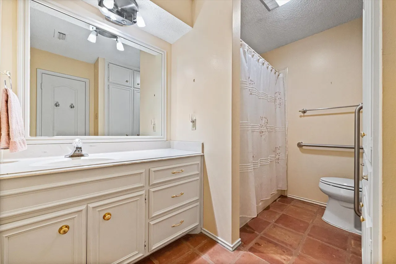 Photo 24 — 6810 59th Street, Lubbock, TX 79407