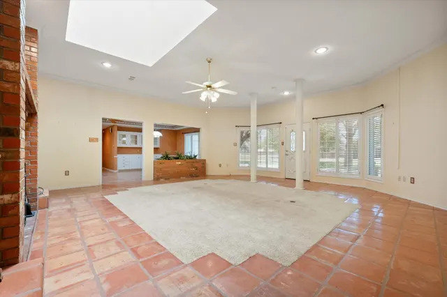 Photo 6 — 6810 59th Street, Lubbock, TX 79407
