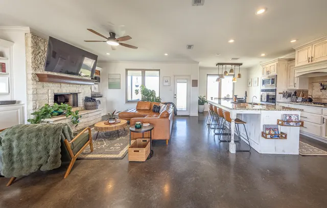 Photo 4 — 7905 E County Road 5500, Idalou, TX 79329