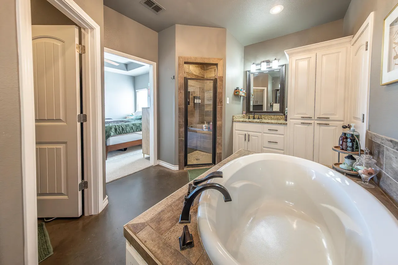 Photo 14 — 7905 E County Road 5500, Idalou, TX 79329