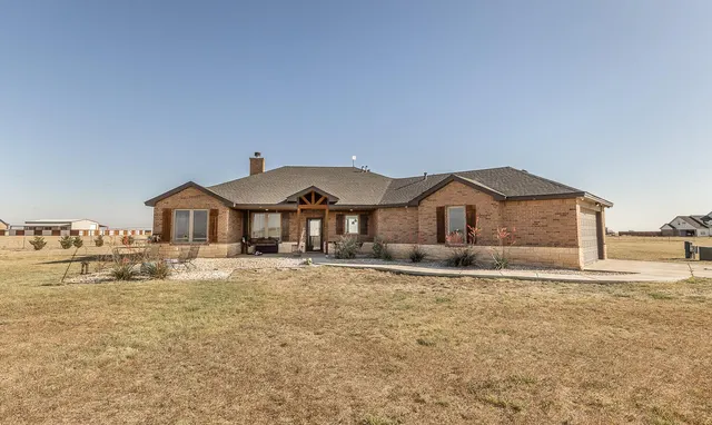 Front exterior — 7905 E County Road 5500, Idalou, TX 79329
