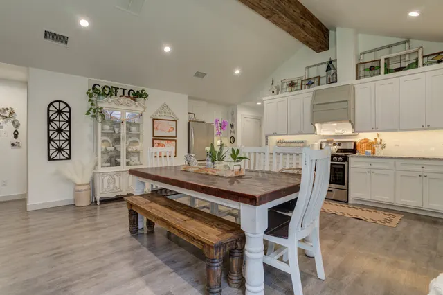 Photo 8 — 610 Walnut Street, Idalou, TX 79329