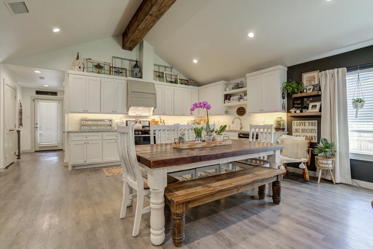 Photo 9 — 610 Walnut Street, Idalou, TX 79329