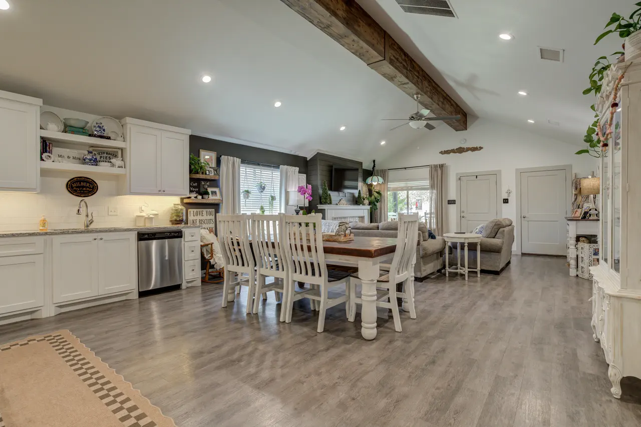 Photo 12 — 610 Walnut Street, Idalou, TX 79329
