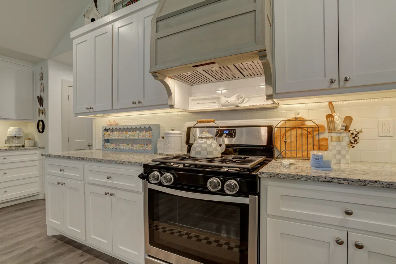 Photo 14 — 610 Walnut Street, Idalou, TX 79329