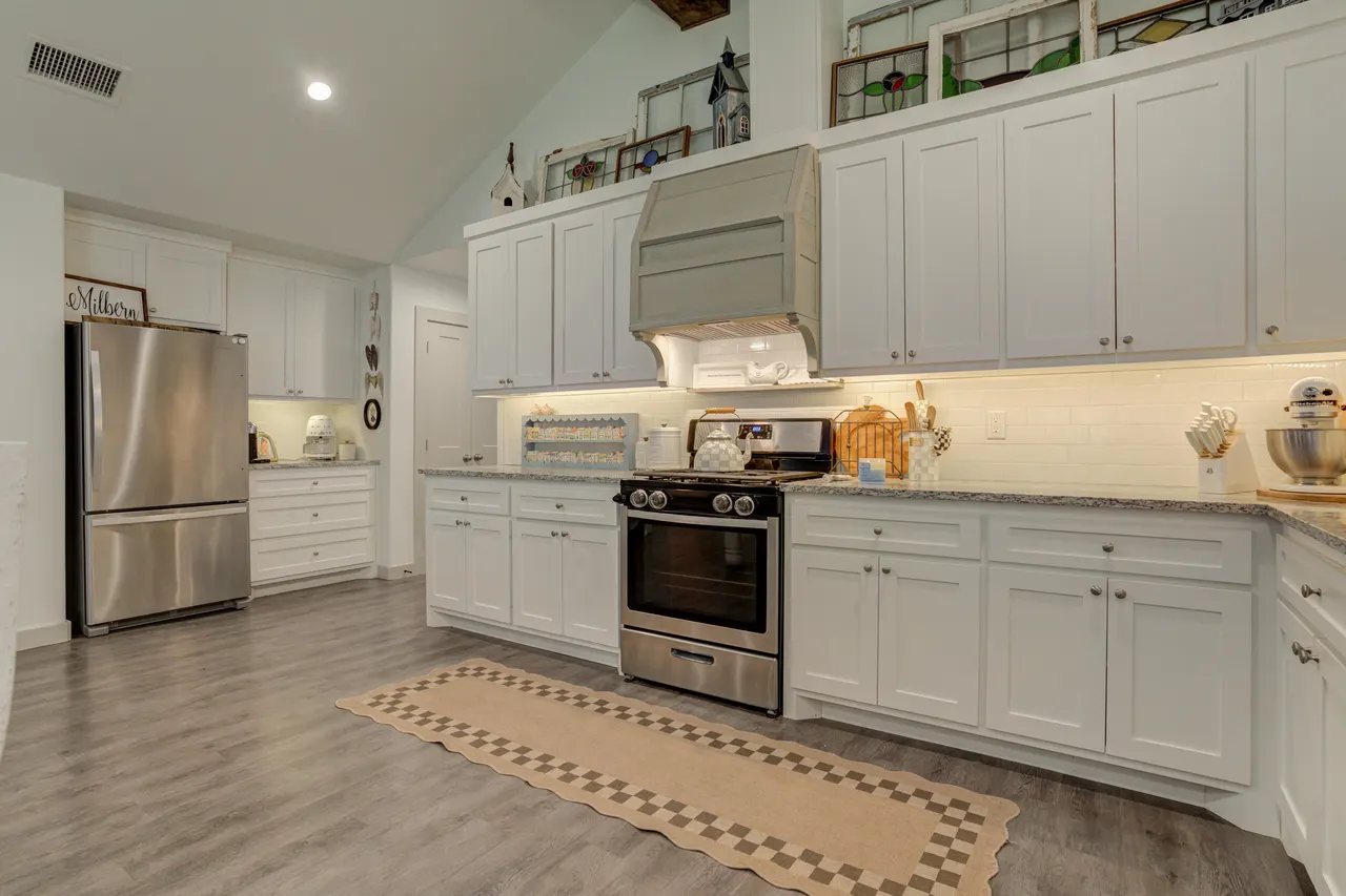 Photo 16 — 610 Walnut Street, Idalou, TX 79329