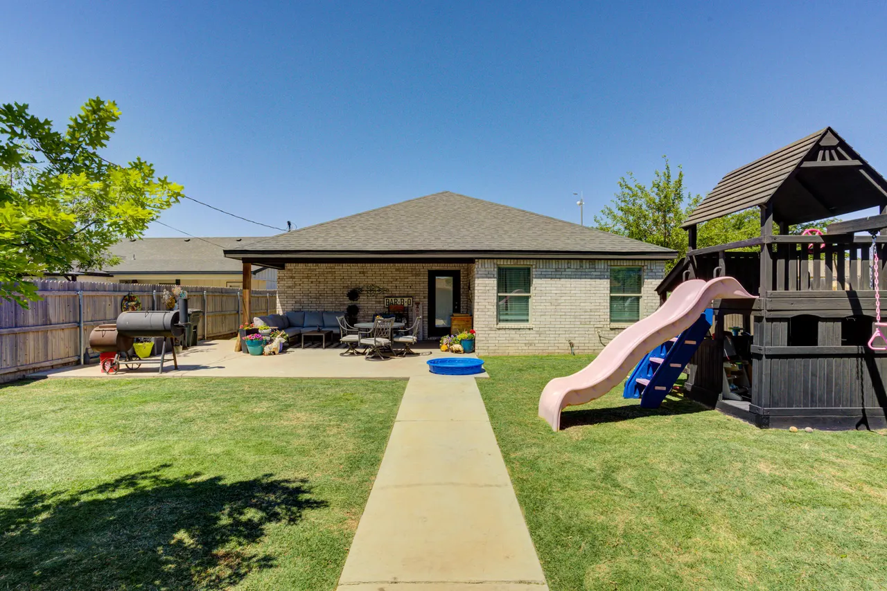 Photo 35 — 610 Walnut Street, Idalou, TX 79329