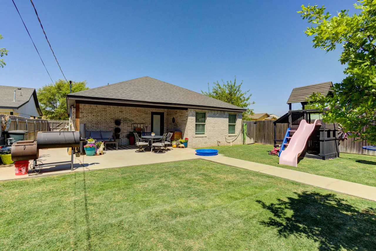 Photo 36 — 610 Walnut Street, Idalou, TX 79329