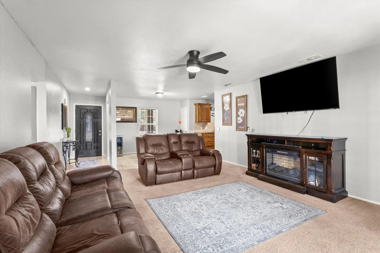 Photo 4 — 104 2nd Street, Plains, TX 79355