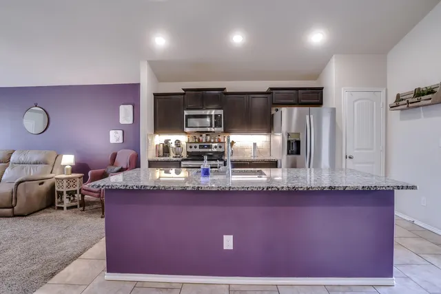 Photo 7 — 3718 Norwich Avenue, Lubbock, TX 79407