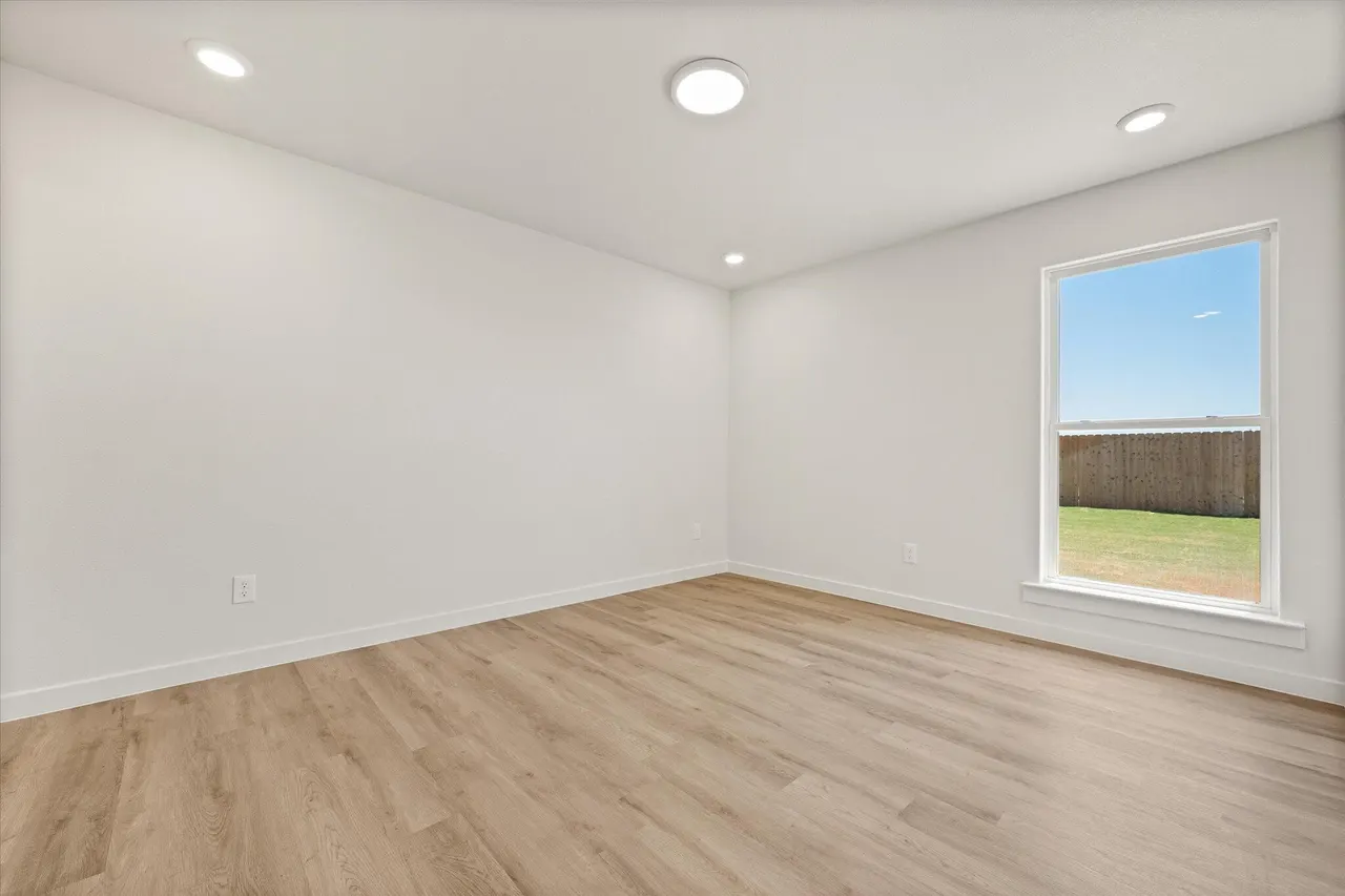 Photo 14 — 7423 64th Street, Lubbock, TX 79407