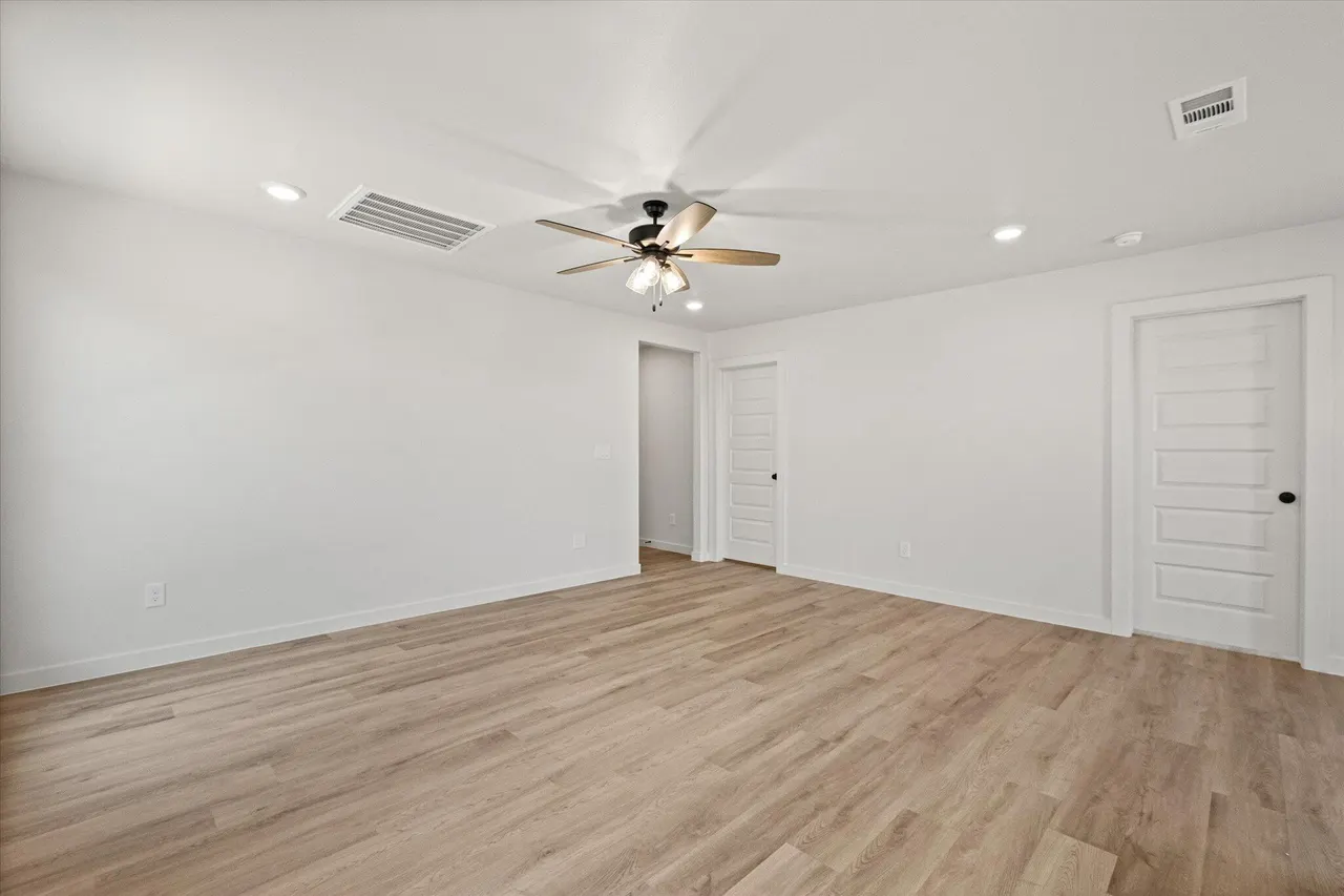 Photo 6 — 7423 64th Street, Lubbock, TX 79407