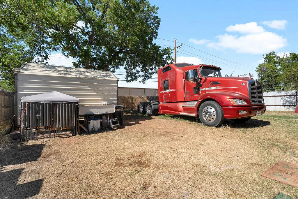 Photo 13 — 4818 52nd  Street, Lubbock, TX 79414