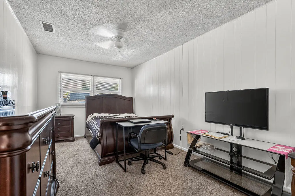 Photo 8 — 4818 52nd  Street, Lubbock, TX 79414