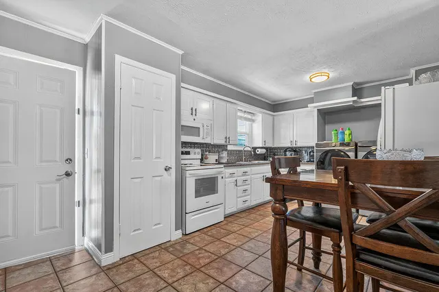 Photo 5 — 4818 52nd  Street, Lubbock, TX 79414