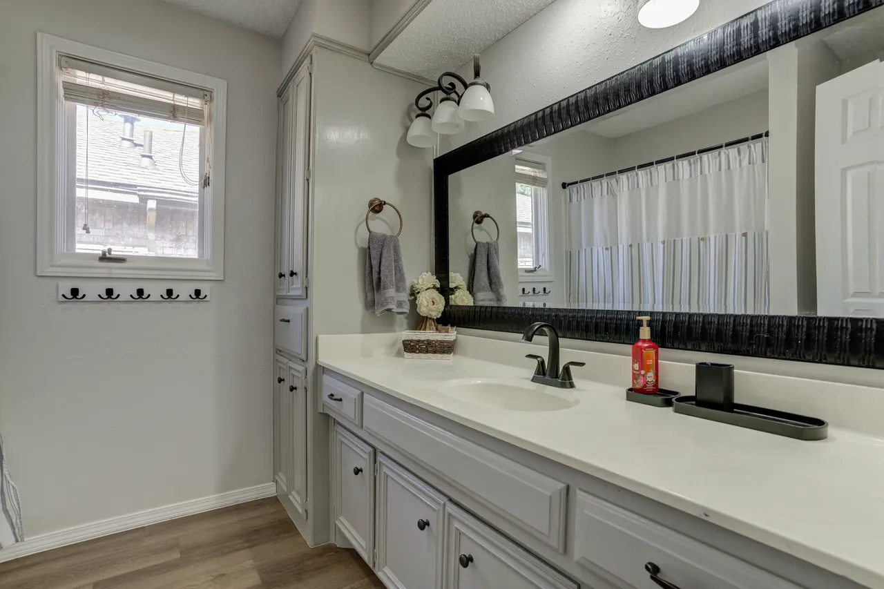 Photo 22 — 3712 103rd Street, Lubbock, TX 79423