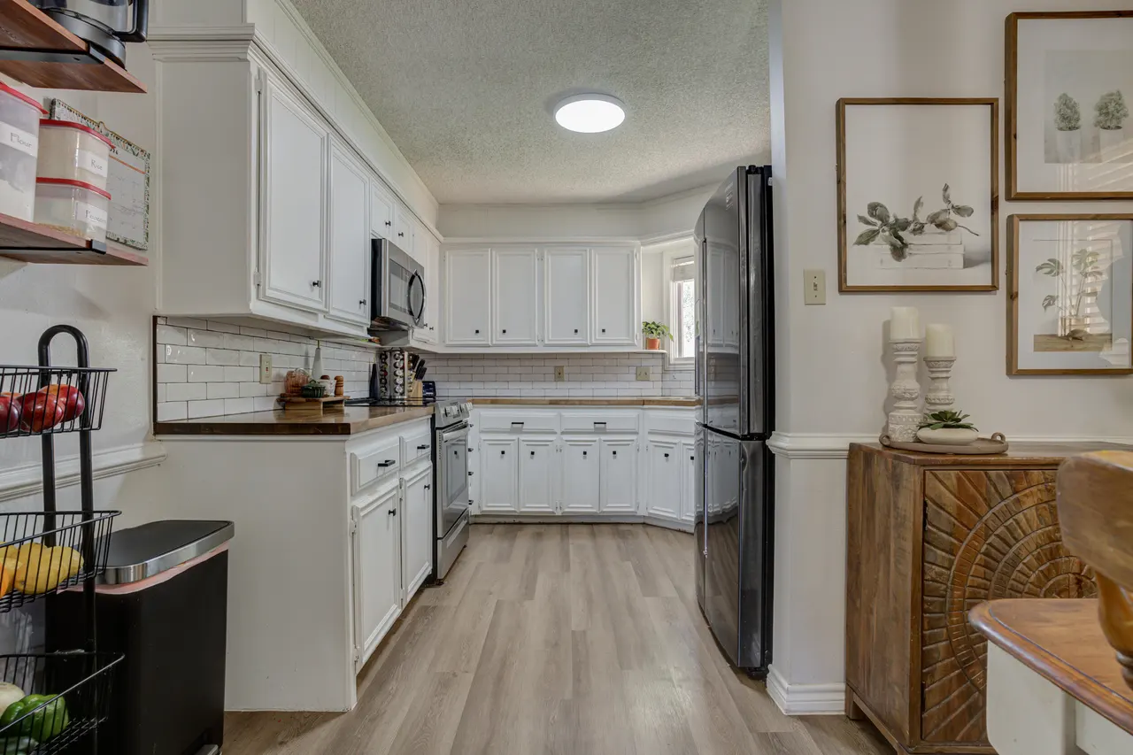 Photo 14 — 3712 103rd Street, Lubbock, TX 79423