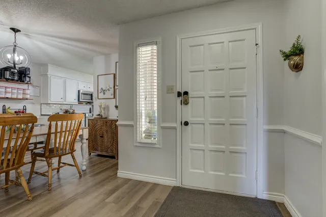 Photo 4 — 3712 103rd Street, Lubbock, TX 79423