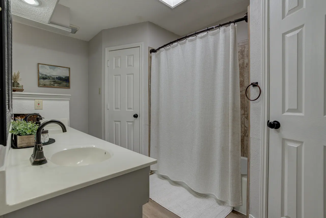 Photo 31 — 3712 103rd Street, Lubbock, TX 79423