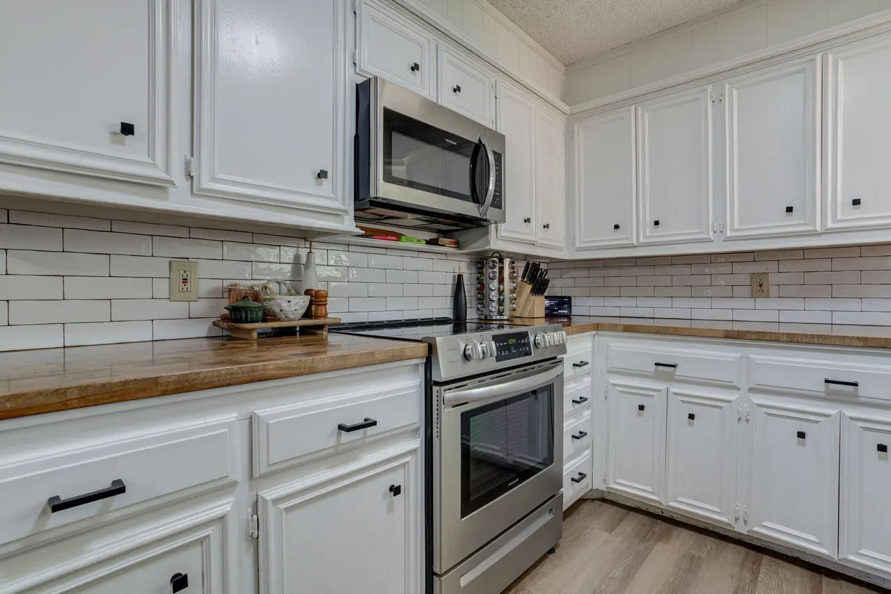 Photo 17 — 3712 103rd Street, Lubbock, TX 79423