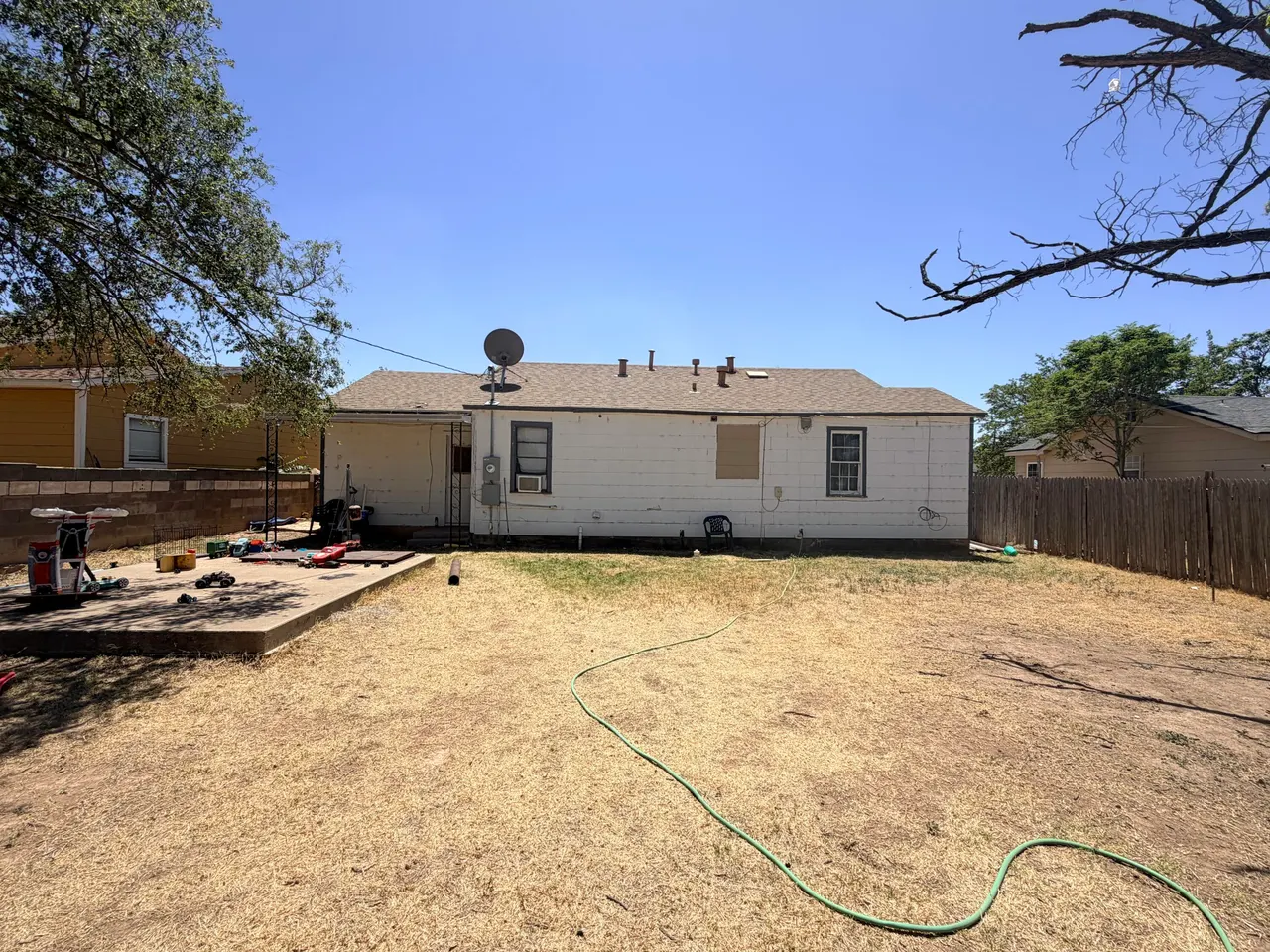 Photo 22 — 207 SE 5th Street, Plainview, TX 79072
