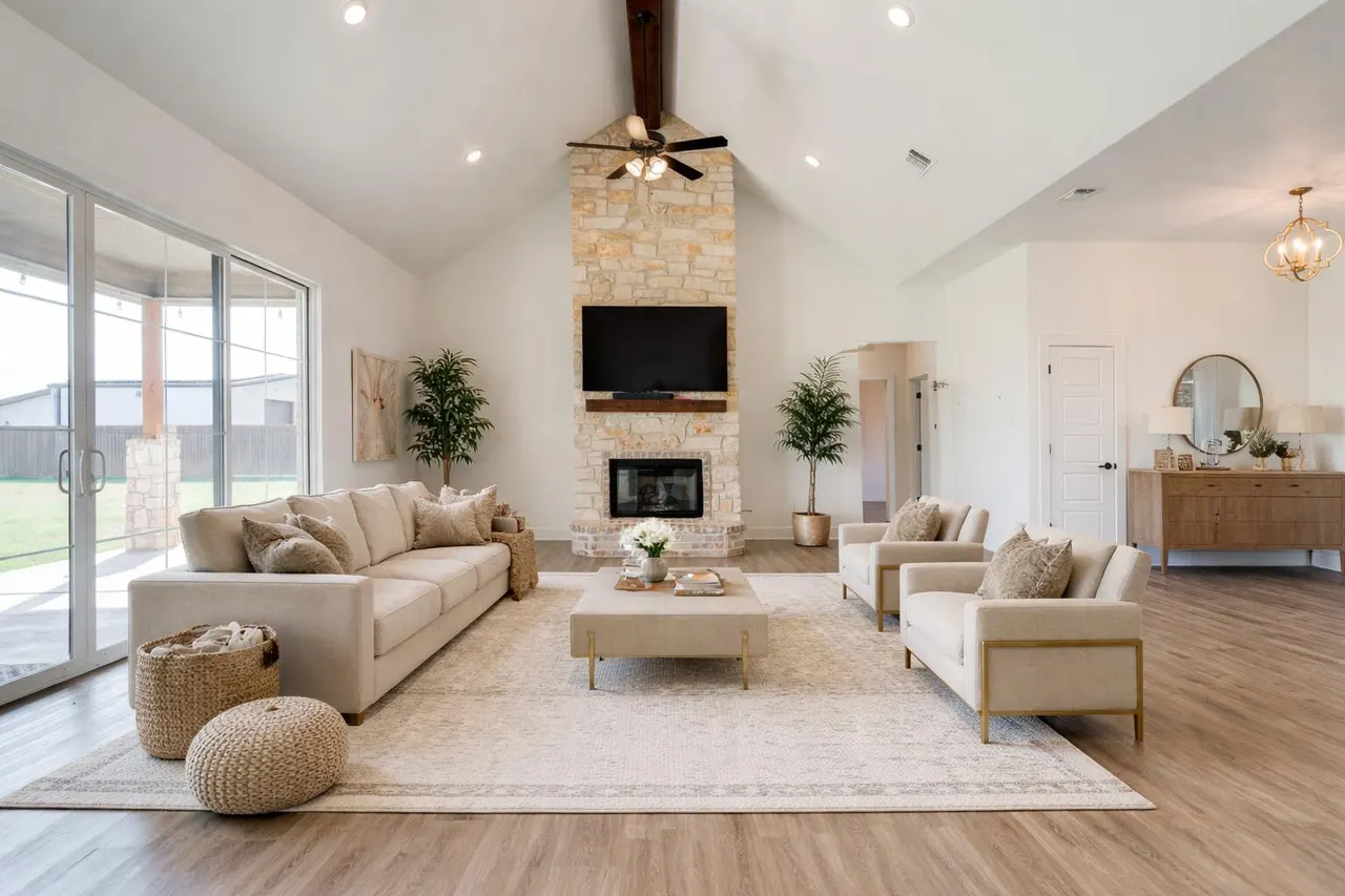 Photo 2 — 9003 County Road 6875, Lubbock, TX 79407