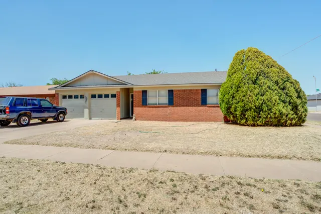 Front exterior — 6118 35th Street, Lubbock, TX 79407