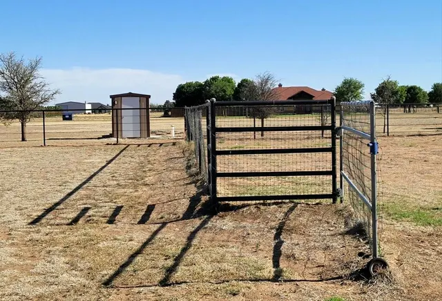 Photo 8 — 5204 County Road 7910, Lubbock, TX 79424
