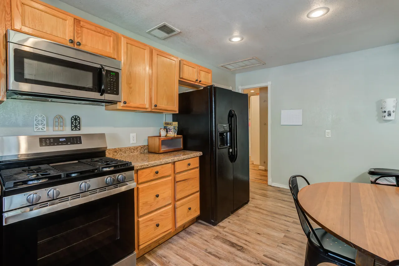 Photo 16 — 2019 40th Street, Lubbock, TX 79412