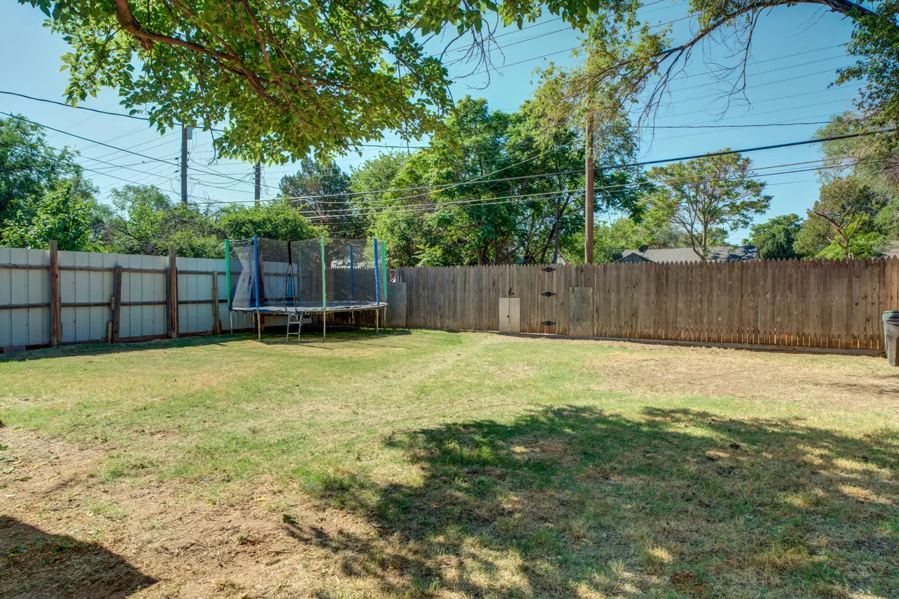 Photo 32 — 2019 40th Street, Lubbock, TX 79412