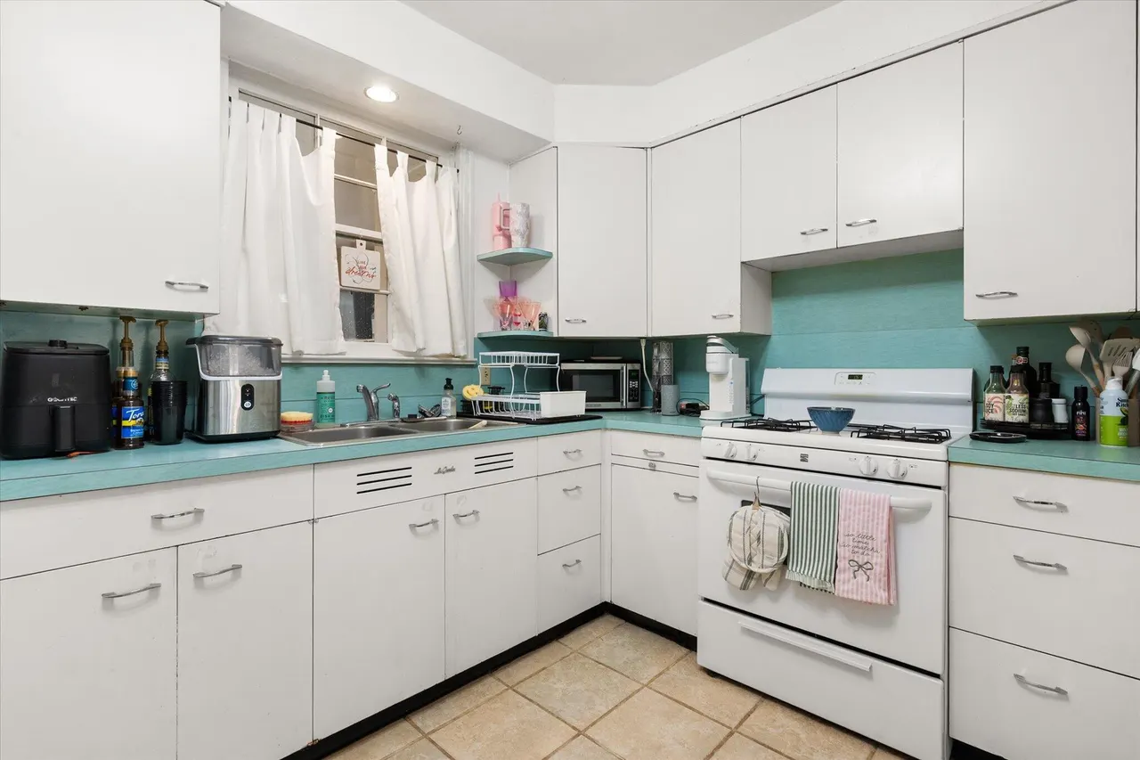 Photo 11 — 2111 23rd Street, Lubbock, TX 79411
