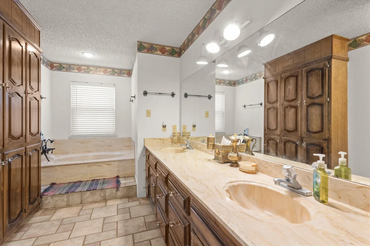 Photo 19 — 881 N U.S. Hwy 385, Levelland, TX 79336