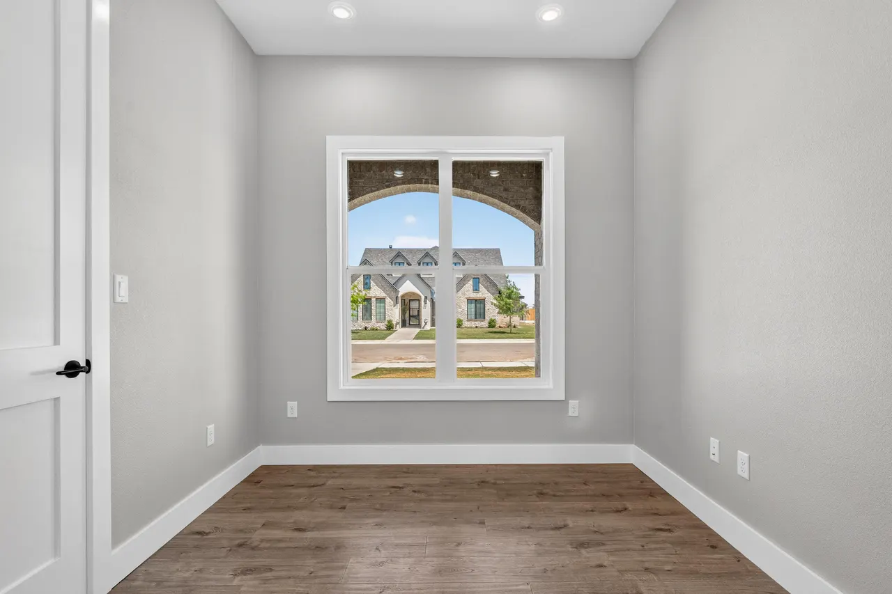 Photo 13 — 4410 Quitman Avenue, Lubbock, TX 79407